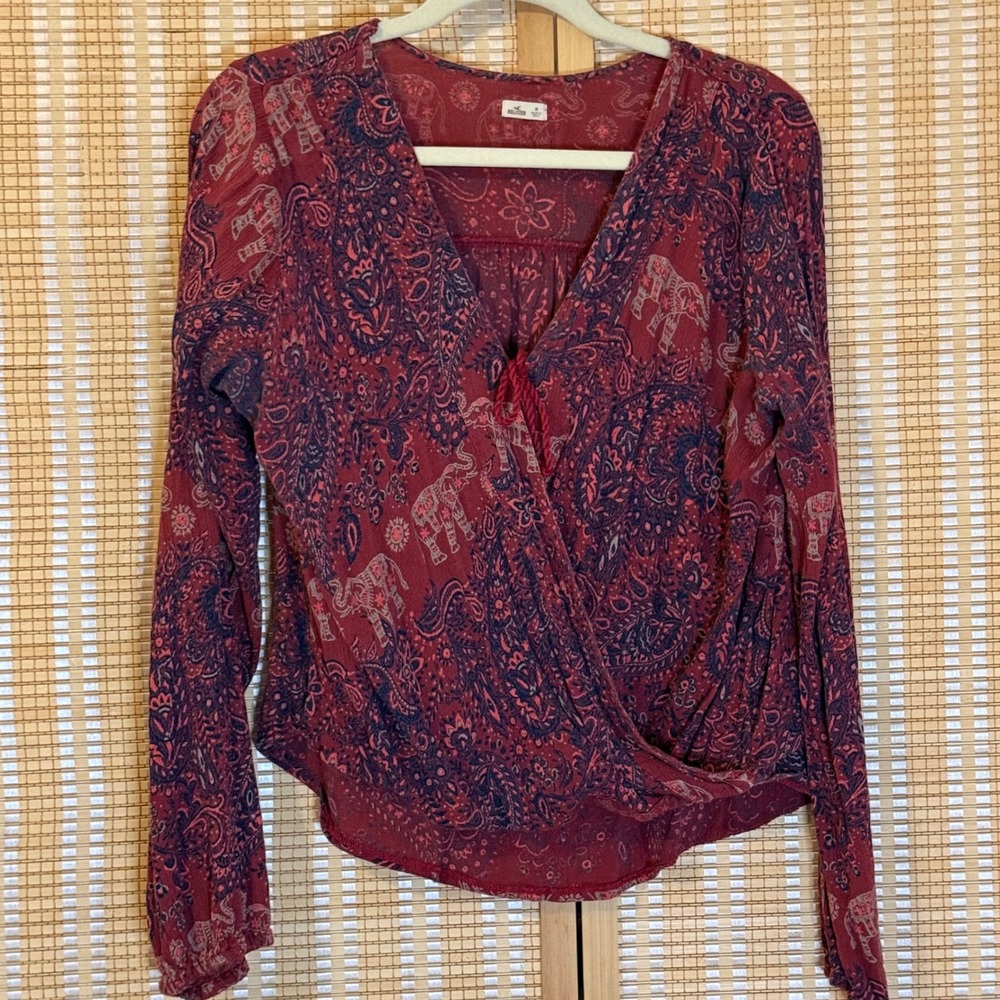 Hollister Womens Elephant Paisley Boho Wrap Blouse Burgundy Long Sleeve Medium
